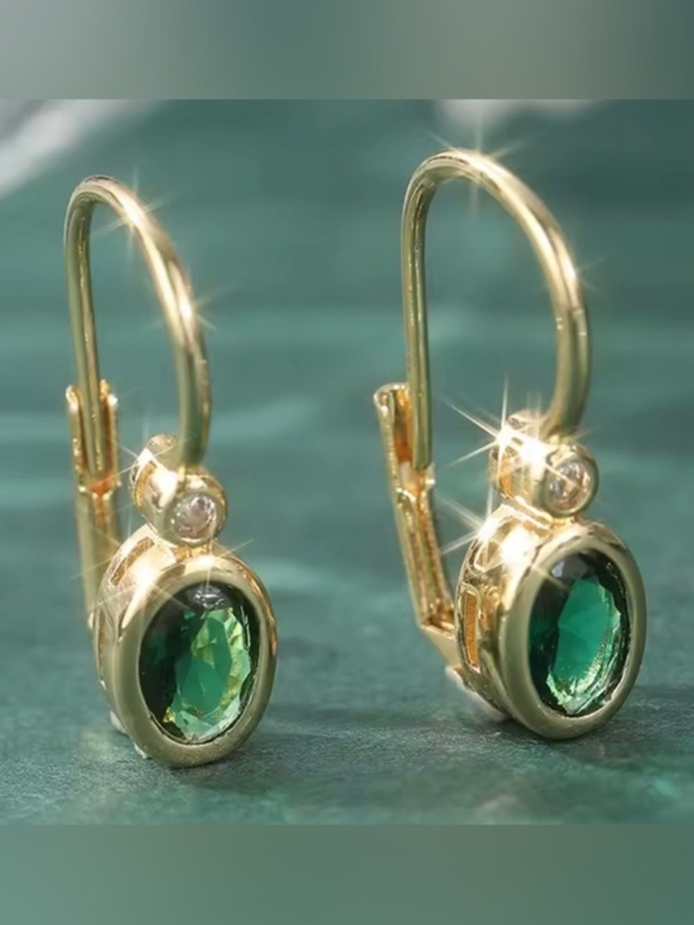 New Emerald 18K Gold Lever-back Earrings